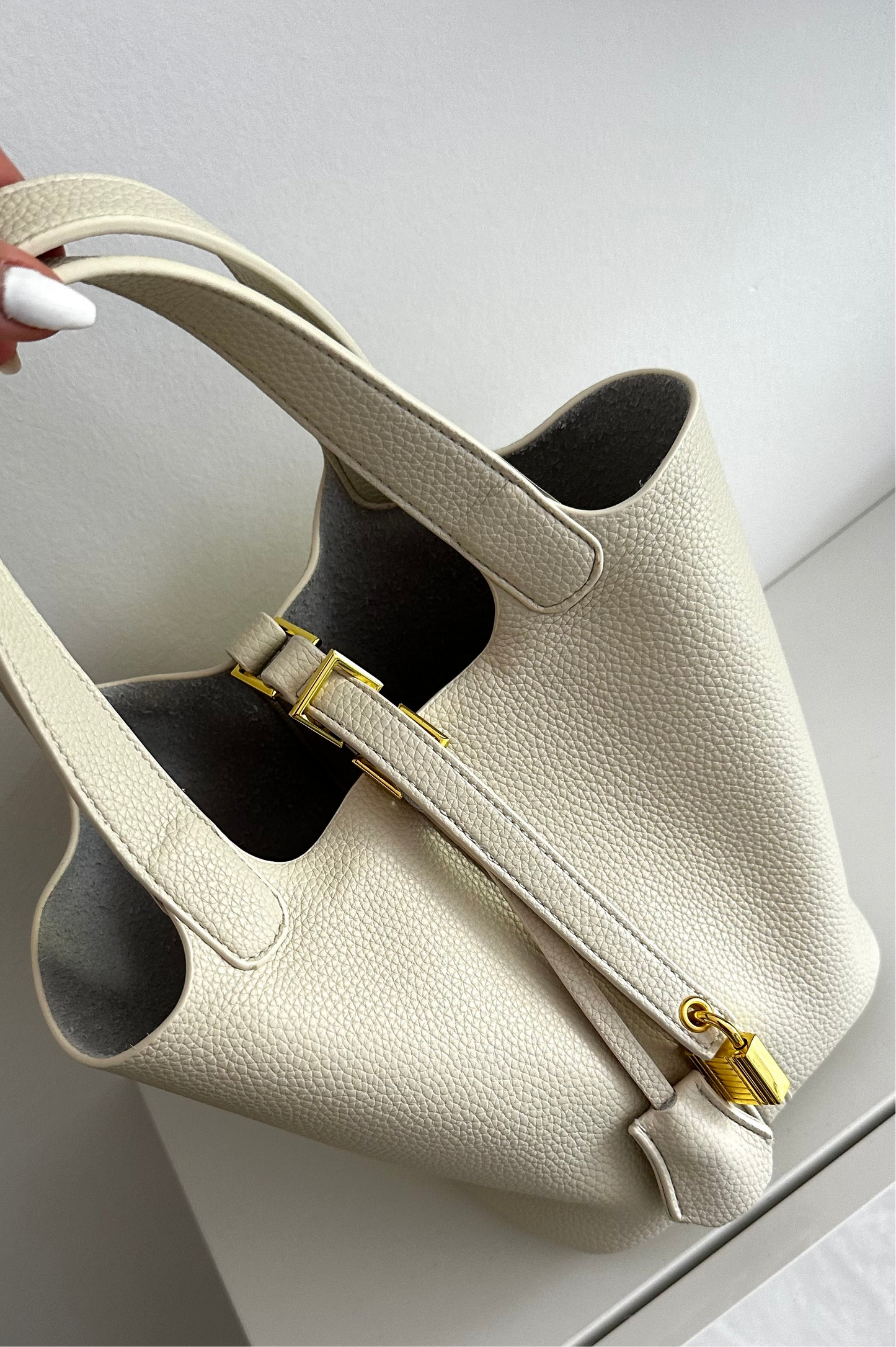 Aria Handtasche